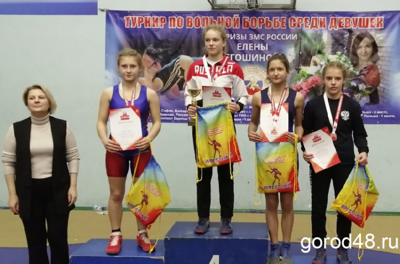 Липчанки добыли медали на глазах Алины Кабаевой Липчанки добыли медали на глазах Алины Кабаевой