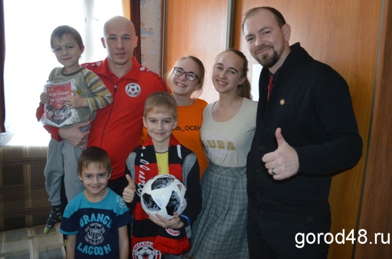 Новогодняя сказка-быль про Путина, Артамонова, липецкий «Металлург» и счастливого мальчика (ФОТО) Новогодняя сказка-быль про Путина, Артамонова, липецкий «Металлург» и счастливого мальчика (ФОТО)