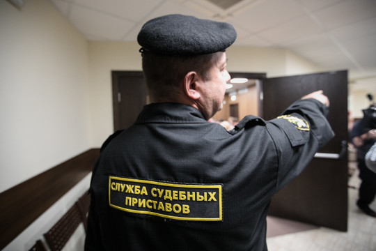 Житель Курска сменил пол, задолжав по алиментам Житель Курска сменил пол, задолжав по алиментам