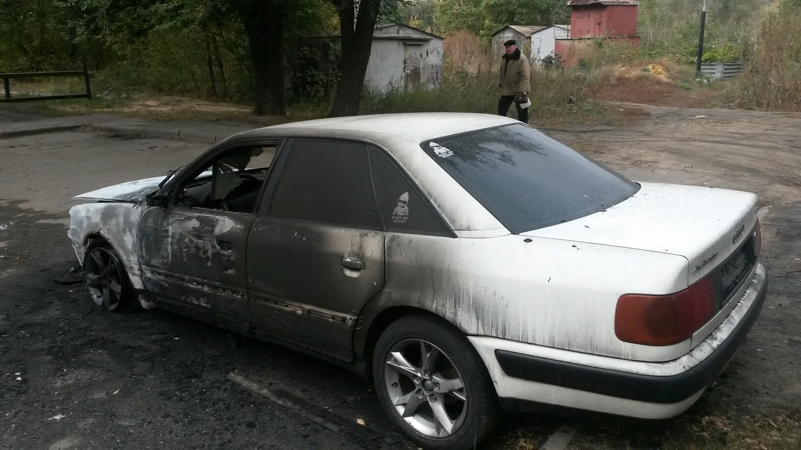 Авто липецкая область авто. Ауди 80 брошенная. Сгоревшие машины Ауди-100.