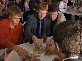 Депутаты вновь вернулись к вопросу питания школьников Депутаты вновь вернулись к вопросу питания школьников