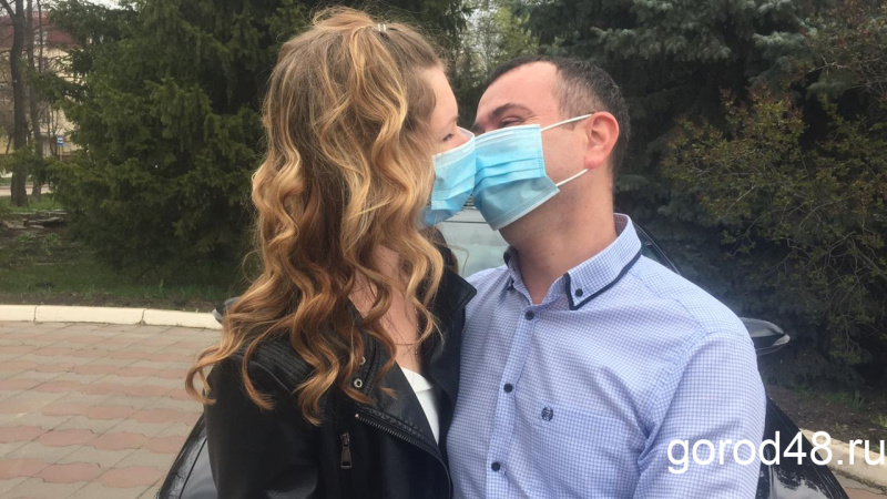 «У нас будут обручальные маски!» «У нас будут обручальные маски!»