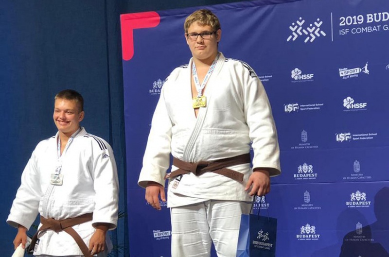 Липецкий дзюдоист-тяжеловес выиграл чемпионат мира, победив китайца, бразильца и украинца (ФОТО) Липецкий дзюдоист-тяжеловес выиграл чемпионат мира, победив китайца, бразильца и украинца (ФОТО)