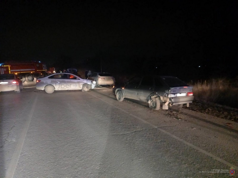 Липецкий дальнобойщик попал в массовое ДТП в Волгоградской области