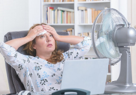 В Госдуме предлагают сокращать рабочий день во время жары 