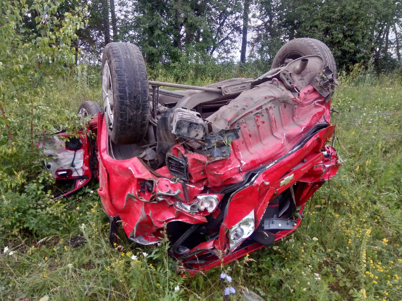 «Шевроле Лачетти» слетел в кювет, 36-летний водитель доставлен в больницу «Шевроле Лачетти» слетел в кювет, 36-летний водитель доставлен в больницу