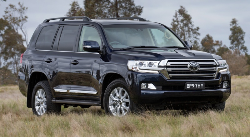 Липчанин потребовал за плохой внедорожник Toyota 11,2 млн рублей Липчанин потребовал за плохой внедорожник Toyota 11,2 млн рублей