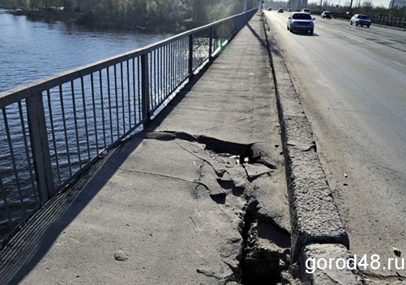 Происшествие в городе липецк на мосту. Октябрьский мост Липецк. Сокольский мост Липецк. Сокольский путепровод Липецк. Тракторный мост Липецк.