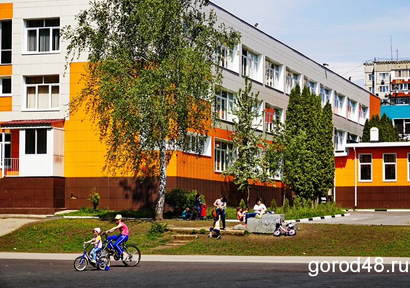 В Липецке при школьных лагерях отдохнут 6,5 тысячи детей В Липецке при школьных лагерях отдохнут 6,5 тысячи детей