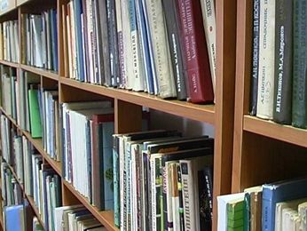 В Липецке читают в 3 раза больше чем в среднем по России В Липецке читают в 3 раза больше чем в среднем по России