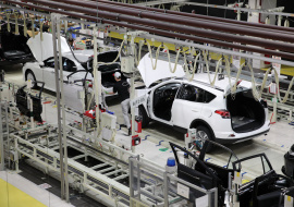 Toyota впервые произведет 10 млн автомобилей за год