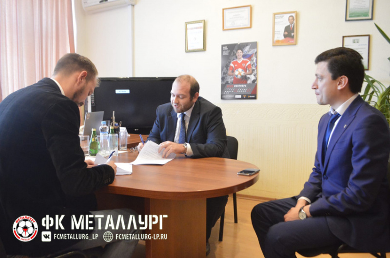 Президентом ФК «Металлург» стал итальянский предприниматель Президентом ФК «Металлург» стал итальянский предприниматель