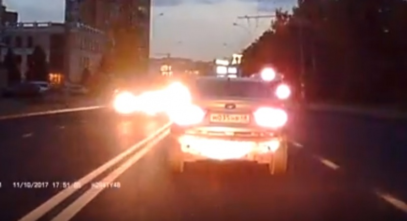 Липчанин снял свое ДТП на видео Липчанин снял свое ДТП на видео