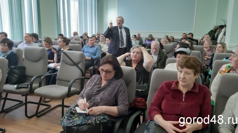 Жители 19-го микрорайона выступили против строительства нового жилого комплекса Жители 19-го микрорайона выступили против строительства нового жилого комплекса
