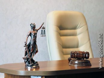 Жесткий отец получил год колонии за избиения своих детей Жесткий отец получил год колонии за избиения своих детей