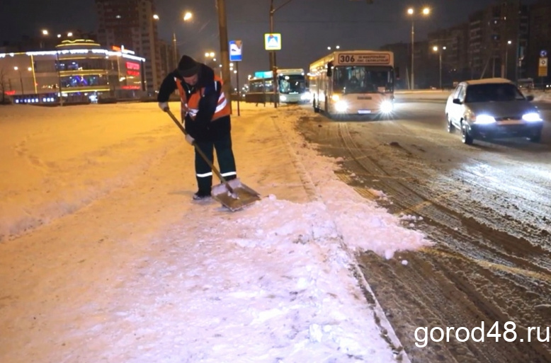 «Удовлетворительно»: Евгения Уваркина оценила уборку снега в Липецке «Удовлетворительно»: Евгения Уваркина оценила уборку снега в Липецке