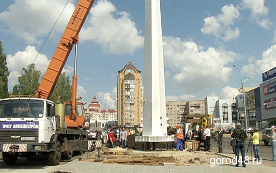 В Липецке появился памятник в честь 100-летия первой мировой войны В Липецке появился памятник в честь 100-летия первой мировой войны