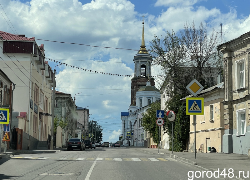 Ельчанина обвиняют в смертельном избиении гостя металлической трубой Ельчанина обвиняют в смертельном избиении гостя металлической трубой