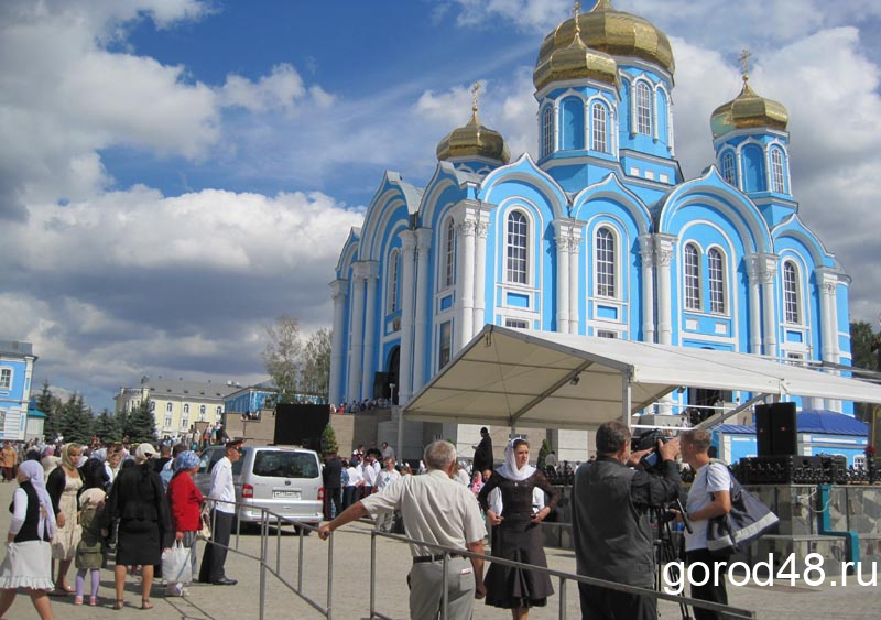 Город 48 липецкая область. Задонск Липецк. Задонск 48. Рынок в Задонске Липецкой области. Май в Задонске.