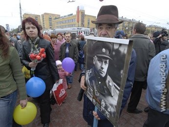 Леонид Рощупкин: «Трудно объяснить ветеранам причины, по которым они не поедут 9 мая в Москву» Леонид Рощупкин: «Трудно объяснить ветеранам причины, по которым они не поедут 9 мая в Москву»