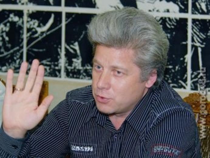 Сергей Бобровский: «Директорский театр – путь в никуда» Сергей Бобровский: «Директорский театр – путь в никуда»