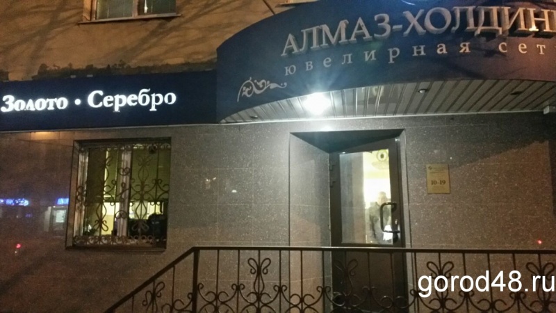 Ограбление ювелирного магазина заняло несколько минут Ограбление ювелирного магазина заняло несколько минут