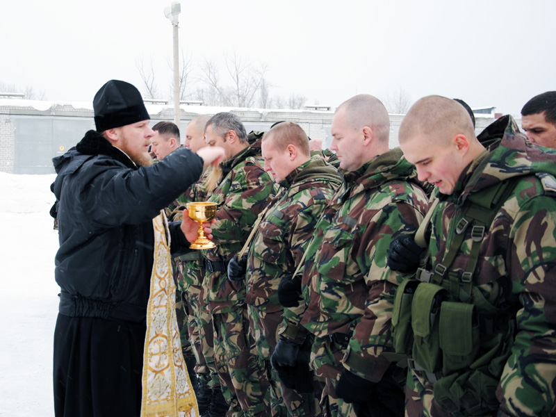Липецких омоновцев проводили на Северный Кавказ Липецких омоновцев проводили на Северный Кавказ