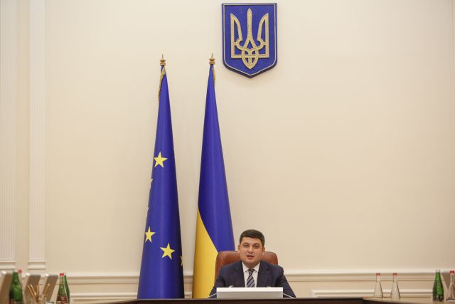 Украинский премьер поблагодарил спецслужбы за поимку своего помощника Украинский премьер поблагодарил спецслужбы за поимку своего помощника