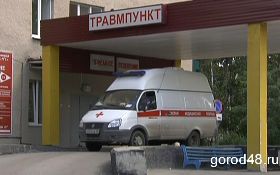 Липчанка упала с высоты 40 метров, когда делала селфи Липчанка упала с высоты 40 метров, когда делала селфи