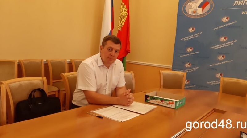 Сергей Токарев успел в последний момент перепрыгнуть порог муниципального фильтра Сергей Токарев успел в последний момент перепрыгнуть порог муниципального фильтра