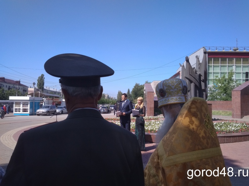 В Липецке почтили память погибших в локальных войнах В Липецке почтили память погибших в локальных войнах