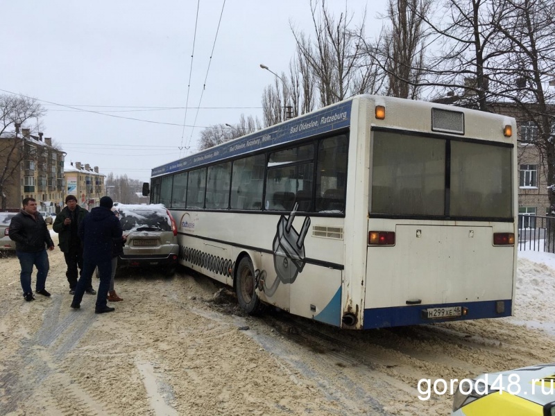 На улице Студеновской затор На улице Студеновской затор