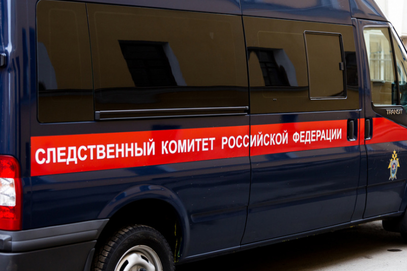 Под Новосибирском 14-летняя девочка родила ребенка и спрятала его в морозилке Под Новосибирском 14-летняя девочка родила ребенка и спрятала его в морозилке