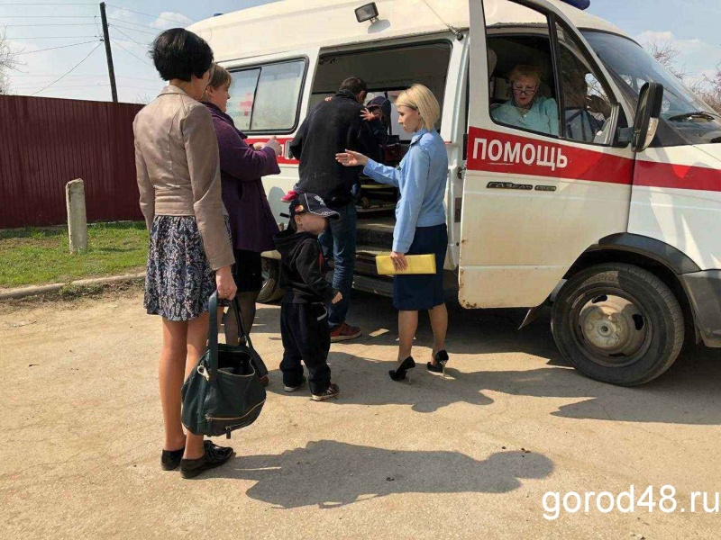 Истощенных детей нашли в запущенной липецкой квартире Истощенных детей нашли в запущенной липецкой квартире