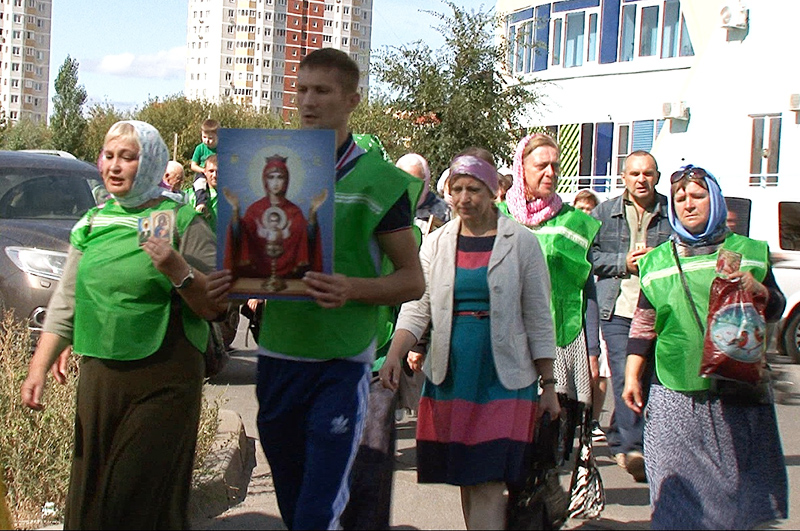 В Липецке прошел крестный ход «За трезвость!» В Липецке прошел крестный ход «За трезвость!»