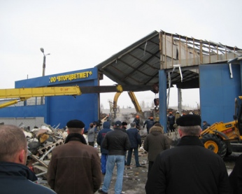 Газовая служба утверждает, что аварийную бригаду не пустили на территорию «Вторцветмета» Газовая служба утверждает, что аварийную бригаду не пустили на территорию «Вторцветмета»