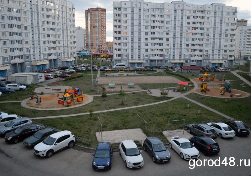 Город48 ру липецк. Эдуарда Белана 10а Липецк. 17 Этажки города Липецк. Улица Белана берег. Липецк фото 2005.