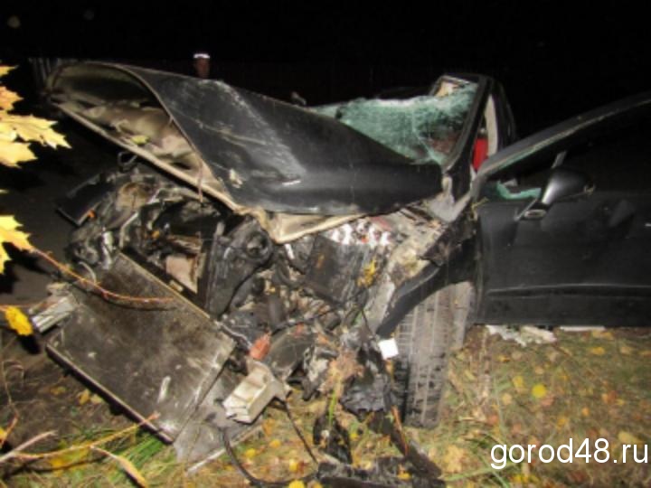 В опрокинувшемся на окраине Липецка «Пежо-308» погибла женщина В опрокинувшемся на окраине Липецка «Пежо-308» погибла женщина
