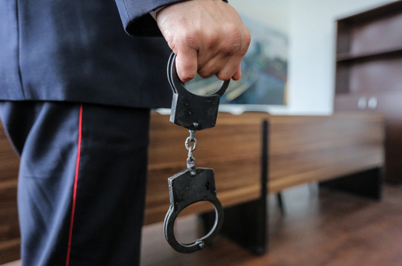 Задержанный за наркотики 37-летний липчанин оказался еще и злостным неплательщиком алиментов Задержанный за наркотики 37-летний липчанин оказался еще и злостным неплательщиком алиментов