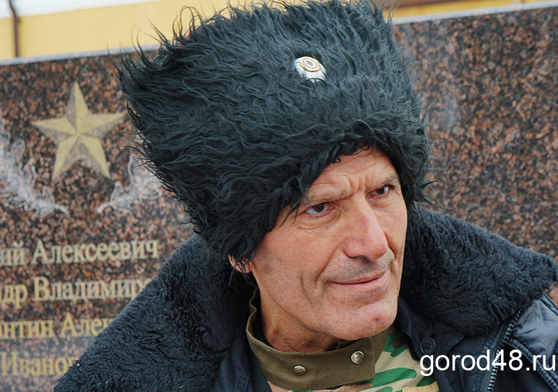 Сирийский путешественник посетил Липецк, чтобы выразить уважение летчикам Сирийский путешественник посетил Липецк, чтобы выразить уважение летчикам