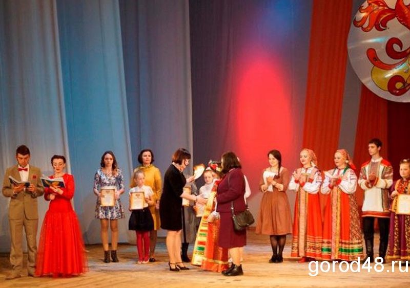 Самые творческие школьники Липецка получили награды Самые творческие школьники Липецка получили награды