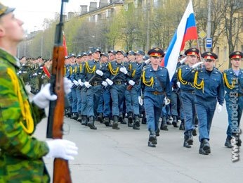 Из-за репетиции парада в Липецке перекроют движение Из-за репетиции парада в Липецке перекроют движение