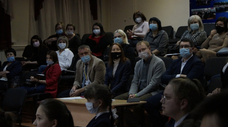 В Липецке продолжают обсуждать безотметочную систему в школах В Липецке продолжают обсуждать безотметочную систему в школах