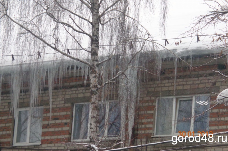 Сосульками в Липецке обросло здание… отдела полиции Сосульками в Липецке обросло здание… отдела полиции