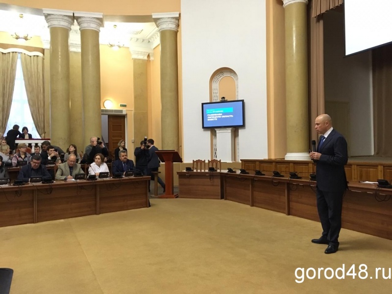 Игорь Артамонов представил своего нового заместителя, который сменит Юрия Божко Игорь Артамонов представил своего нового заместителя, который сменит Юрия Божко