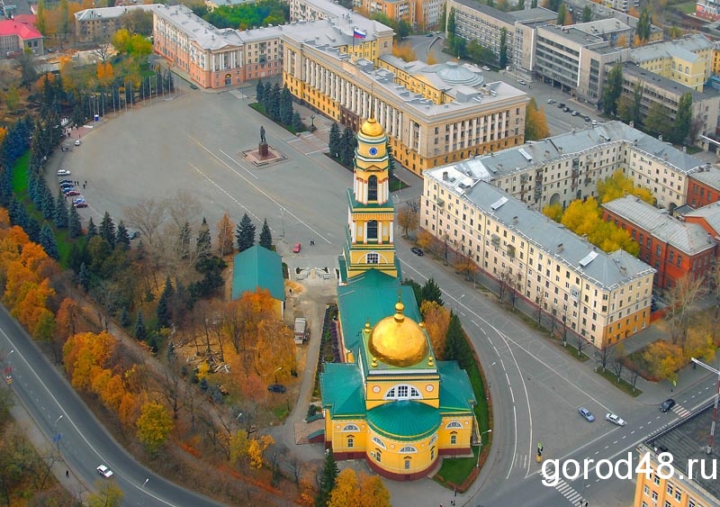 Соборная площадь в липецке