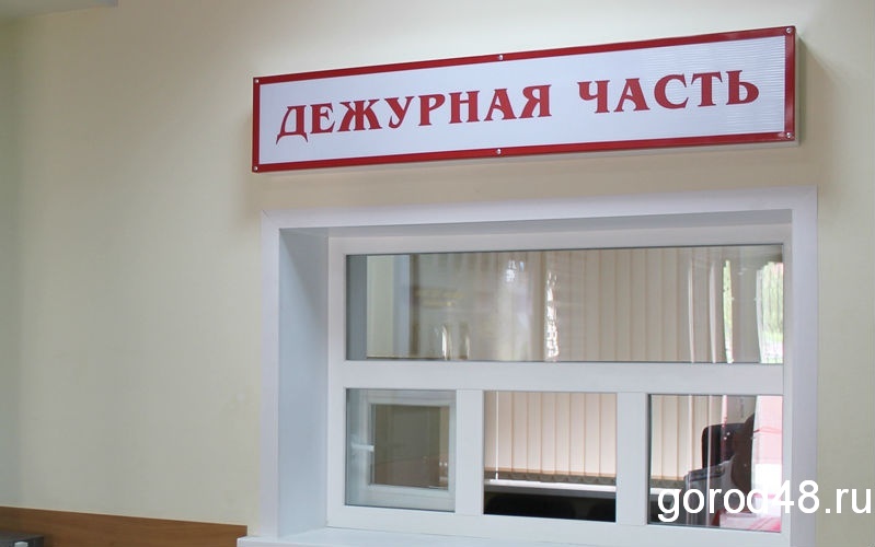 Неизвестный напал на пенсионерку в Липецке Неизвестный напал на пенсионерку в Липецке