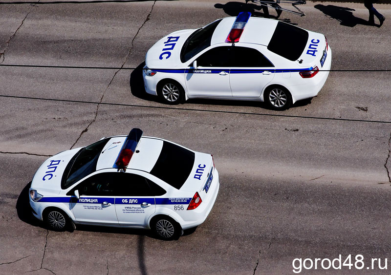 Полицейские в Ельце устроили погоню за угнанной машиной