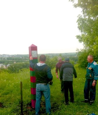 В преддверии Дня пограничника в Лебедяни установлен пограничный столб В преддверии Дня пограничника в Лебедяни установлен пограничный столб