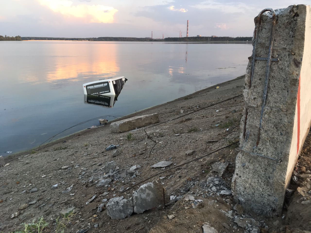 Под Липецком пассажирский автобус утонул в Матырском водохранилище